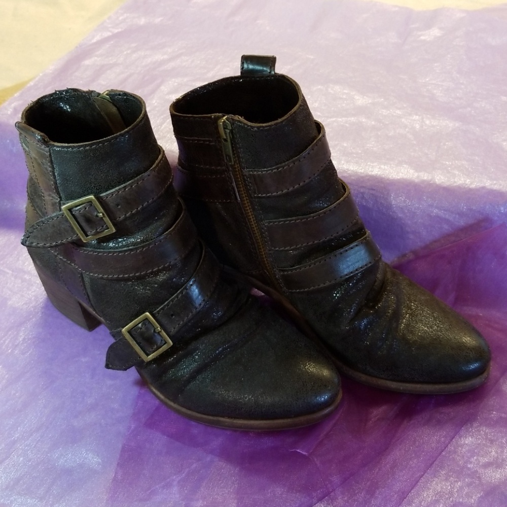 Kdb Booties - image 3